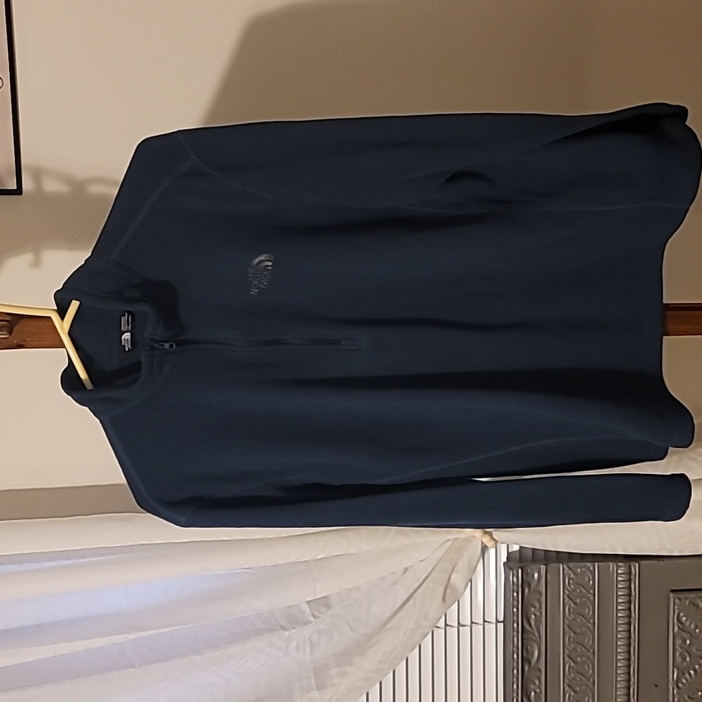 North Face Fleece - Picture 2 of 3